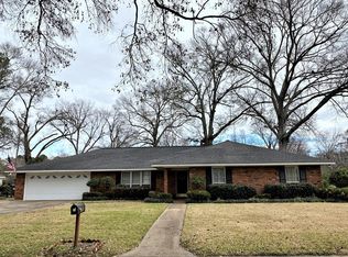 1 Sun Ct, Natchez, MS 39120