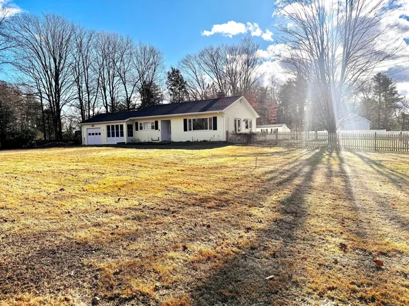 213 South Street, Brooklyn, CT 06234