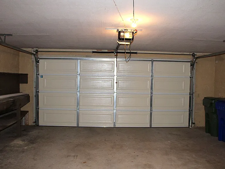 903 Green Ln — Photo 32
