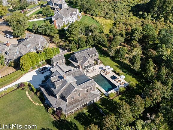 2nd image of 8 Austin Farm Dr