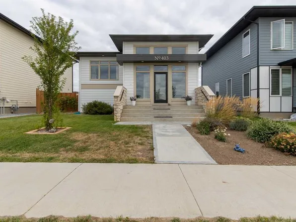 403 S Caledonia Blvd W, Lethbridge, AB T1J 5W2