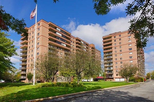 1st image of 3920 Mystic Valley Pkwy APT 413