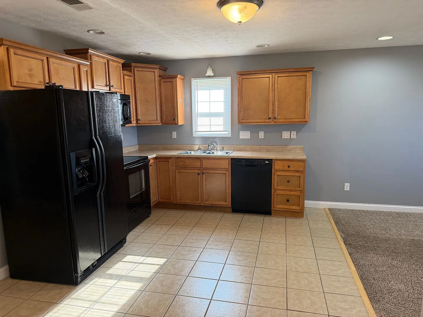 186 Applewood Ln — Photo 3
