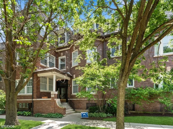 426 Hamilton St APT 3, Evanston, IL 60202