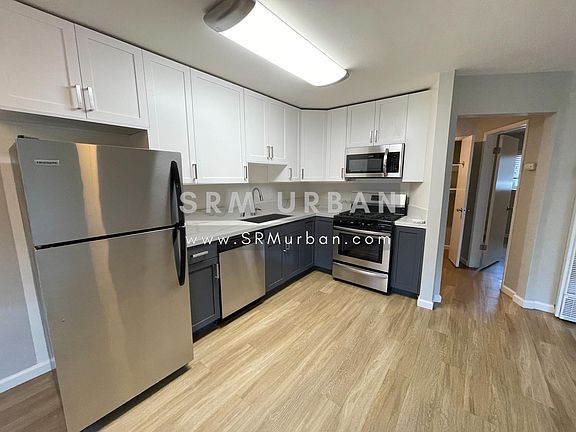 5th image of 4167 Iowa St APT 8