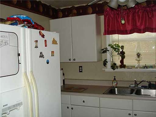 4th image of 4919 6th Ave S
