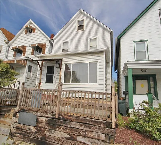 1024 Leishman Ave photo 1