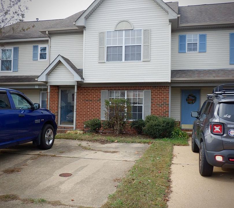 1st image of 624 Brisa Ct