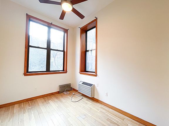 4th image of 150 W 92nd St APT 1D