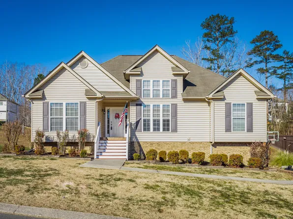 560 Sir Carlos Dr, Soddy Daisy, TN 37379