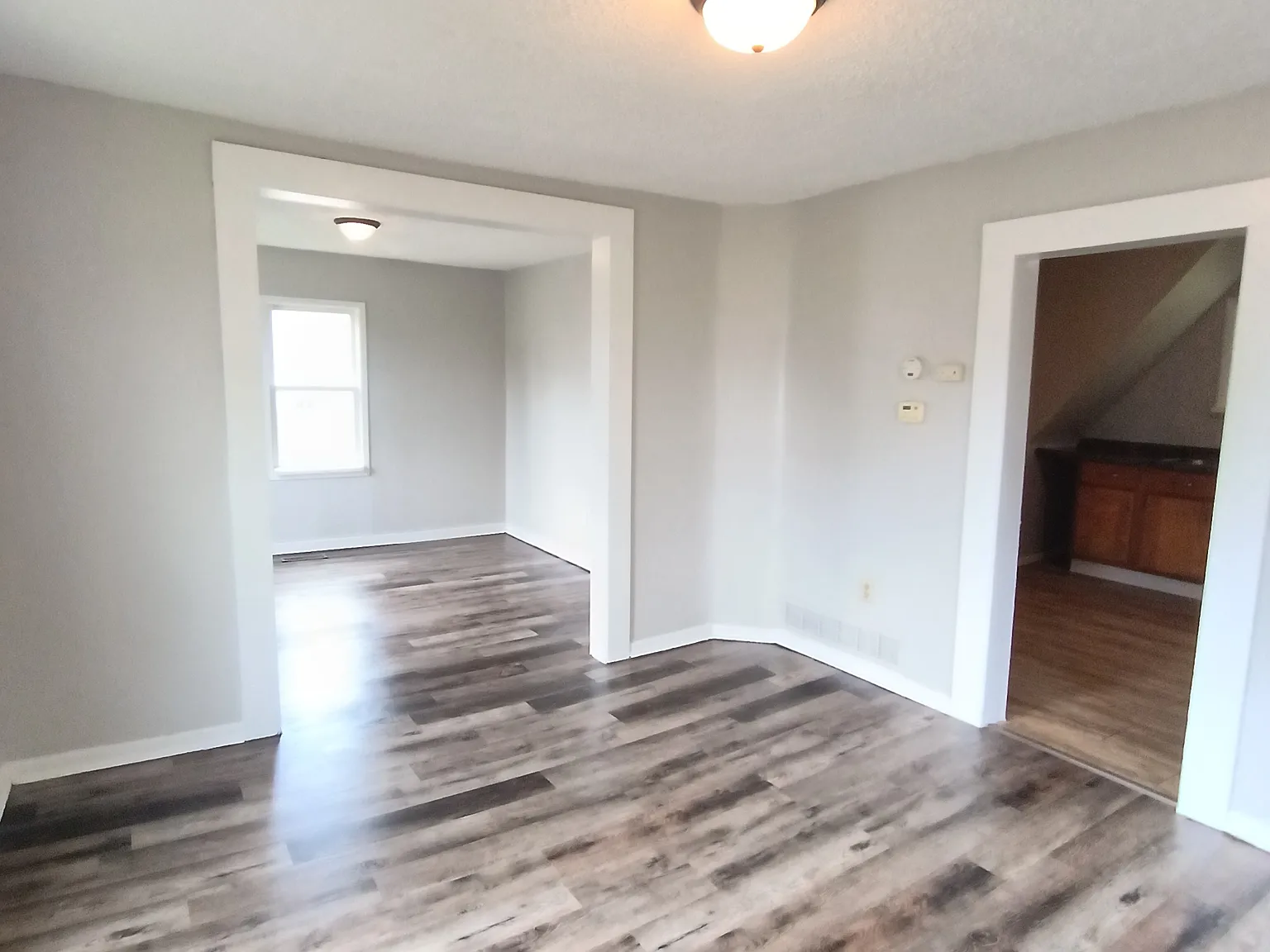2 bed, 806 sqft, $900 — Photo 1