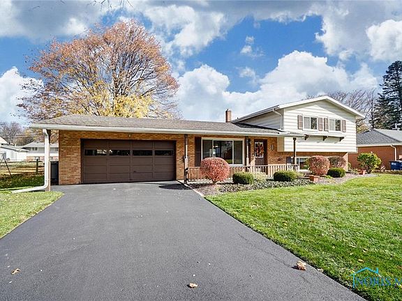 2nd image of 2233 Greenlawn Dr