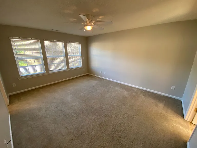 5547 Spindlewood Ct — Photo 33