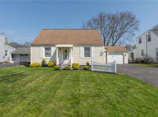 246 Desmond Rd, Rochester, NY 14616