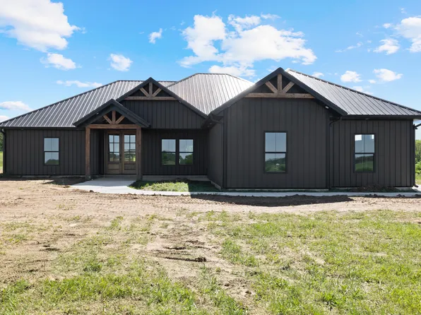 2992 Gibson Lane, Mountain Grove, MO 65711
