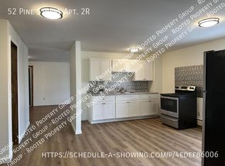 52 Pine St APT 2R, Rensselaer, NY 12144