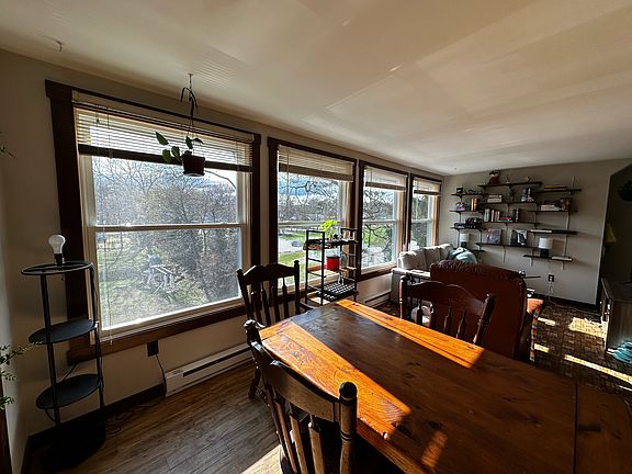 4th image of 272 Elm St #3