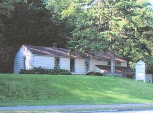 2400 Country Club Rd SW, Rochester, MN 55902