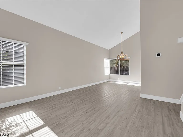 7727 Scoby Ct — Photo 1