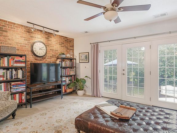 3rd image of 4040 Massie Ave APT 12