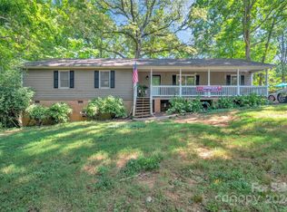 4019 Wonderland Dr, Matthews, NC 28104