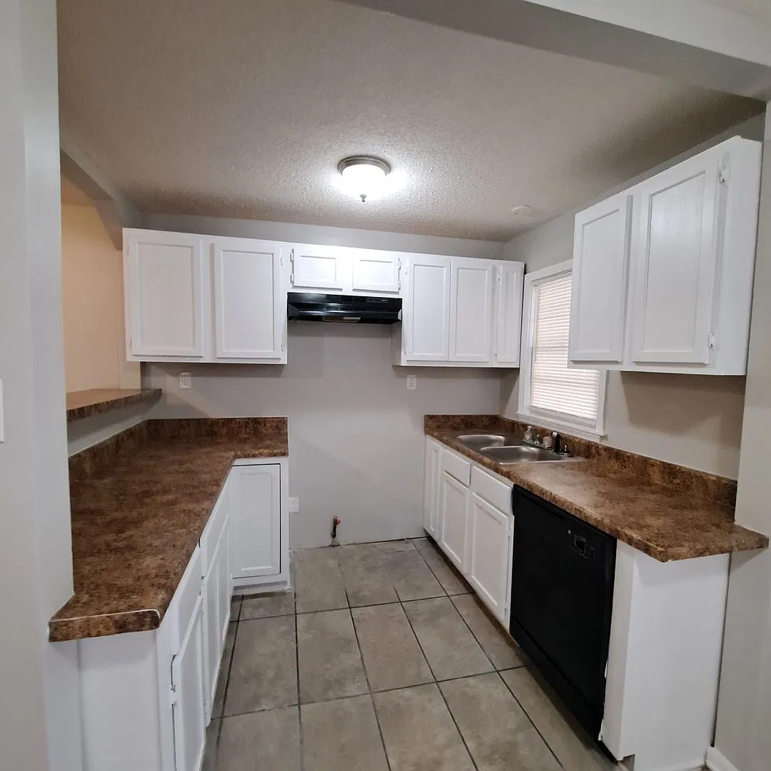 Welcome to 4514 Dunn Ave! — Photo 4