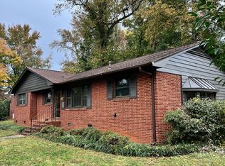 4000 Lubbock Pl, Charlotte, NC 28215