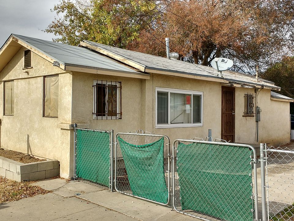 FRONT OF MAIN HOUSE