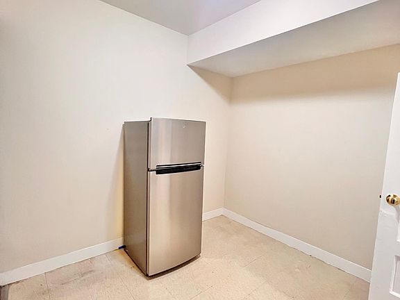 3rd image of 823 Grant Ave APT 10