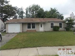 3 Sloop Ct, Barnegat, NJ 08005