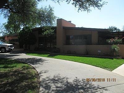 1st image of 1910 Rebecca Dr
