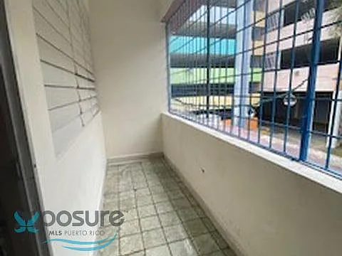 2 bed, 1.0 bath, 900 sqft, $750 — Photo 1
