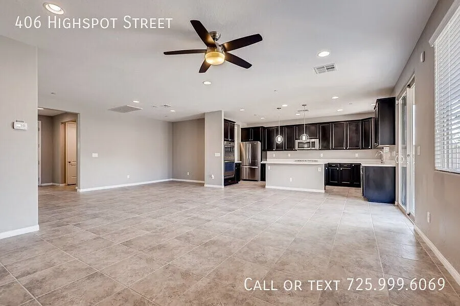 Spacious Cadence Home with Office, Bonus Room & Community Pool — Photo 4