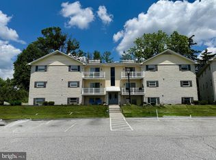 1 Warren Lodge Ct APT 2D, Cockeysville, MD 21030