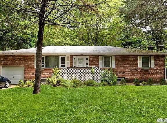 2nd image of 256 Auborn Ave