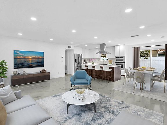 3rd image of 1210 SE 8 Court