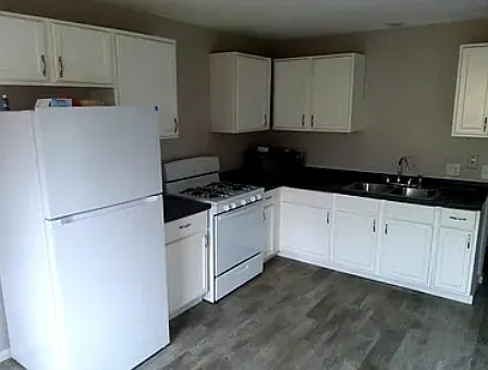1412 Queens Way Photo 1