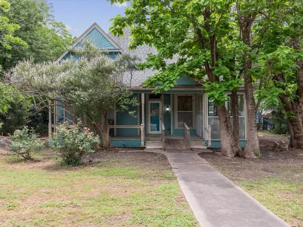602 S Bond St, Whitewright, TX 75491