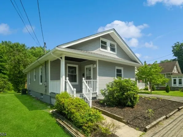 411 Hardwick St, Belvidere Twp., NJ 07823