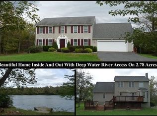 961 Comstock Dr, Shepherdstown, WV 25443