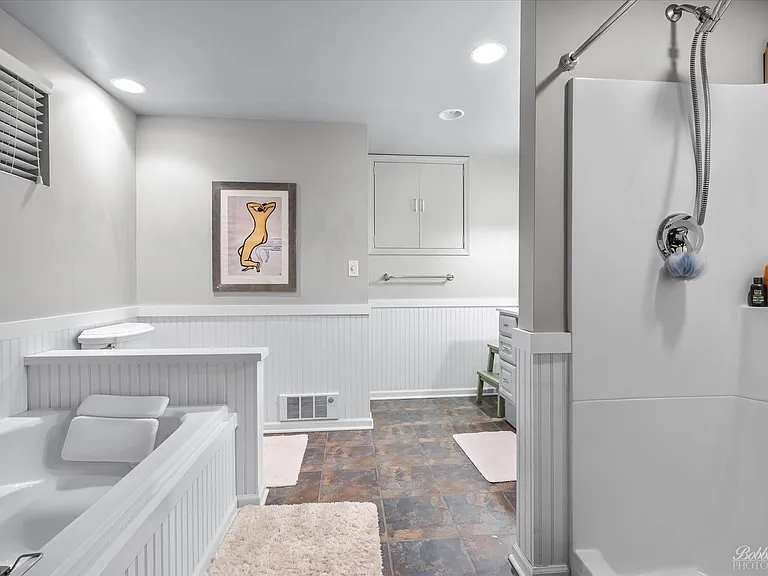 439 S Church Rd — Photo 38