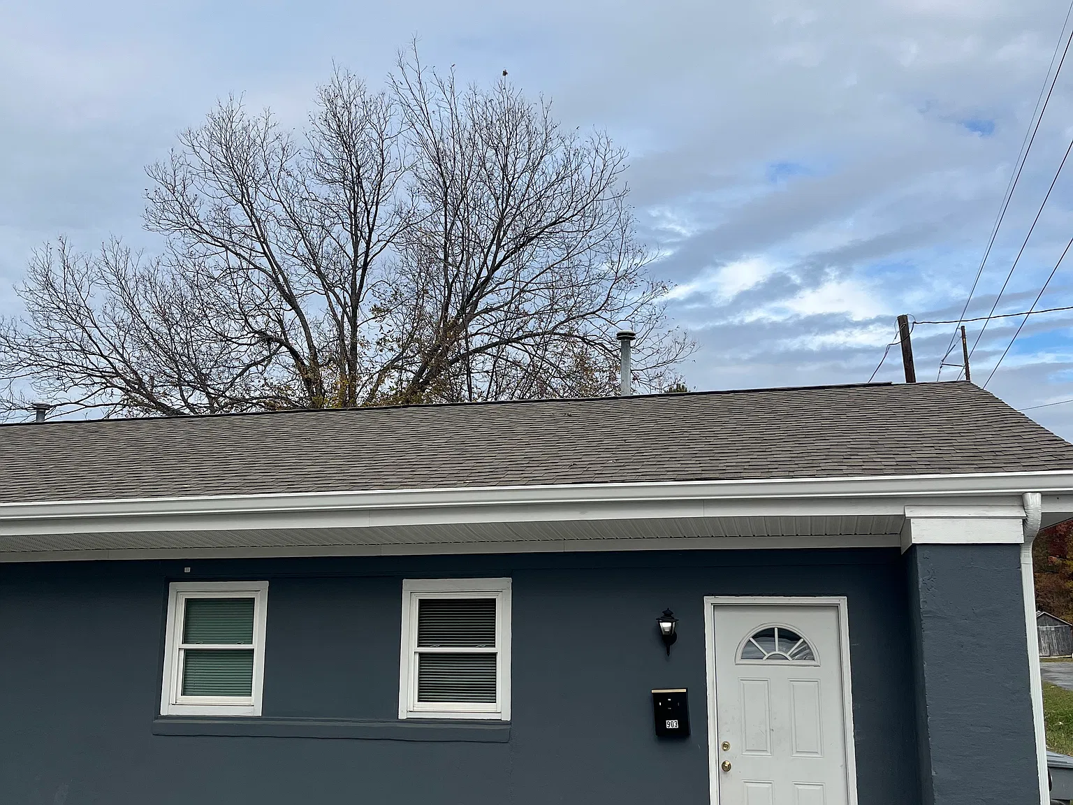 903 Martin Luther King Jr Dr — Photo 1