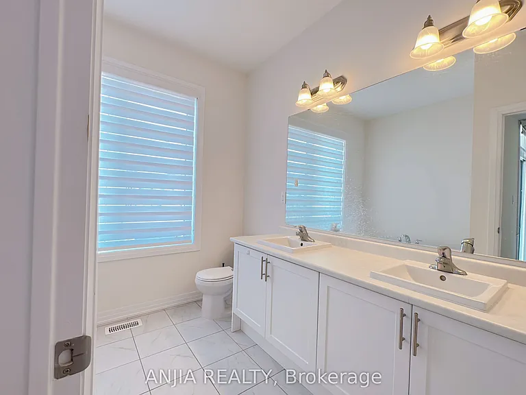 10 Tay Ln — Photo 12