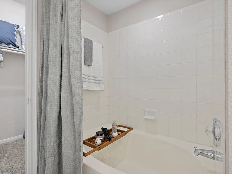Artisan Apartments & Shops in Austin Texas