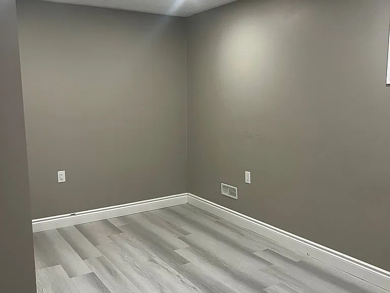 940 Reeves Ave — Photo 33
