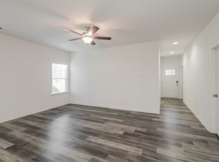 511 E Maine Ave, Bessemer City, NC 28016