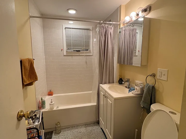 121 Liberty Rd #3L — Photo 22