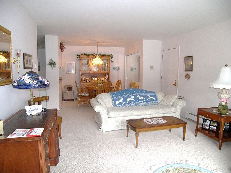 Bright living Room
