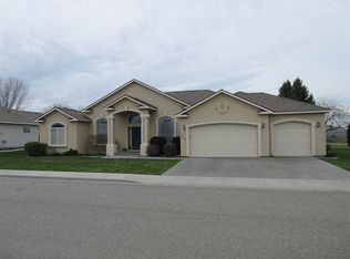 3626 S Green St, Kennewick, WA
