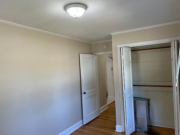 5th image of 2601 Stratford Dr